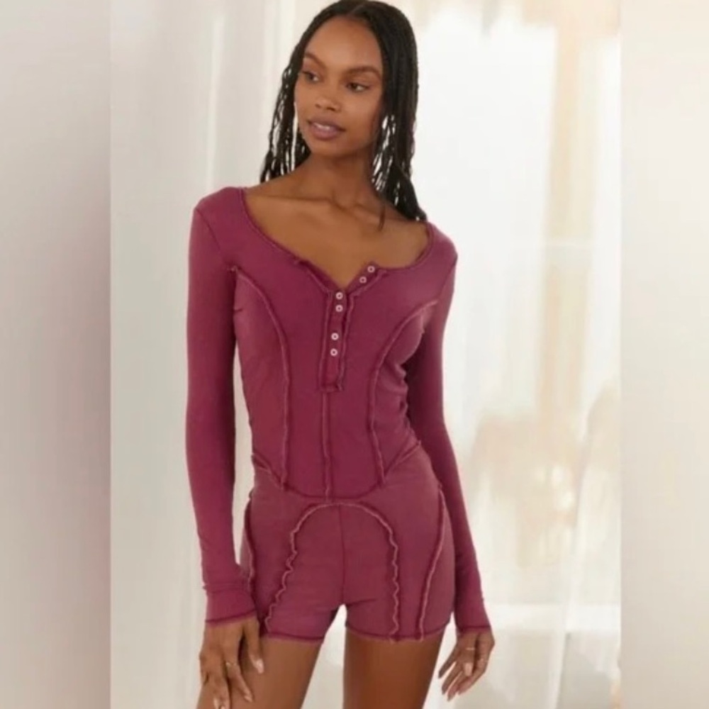 flash sale!! 🐥 urban outfitters pajama set
